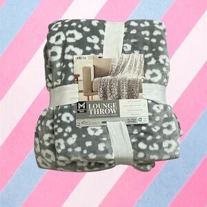 Members Mark Gray Lounge Throw